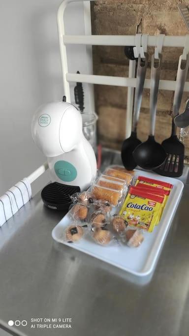 Appartamento Precioso Con A/a En Ruzafa Con Terracita Privada Y Acceso A Un Jardin, 2-3 Personas