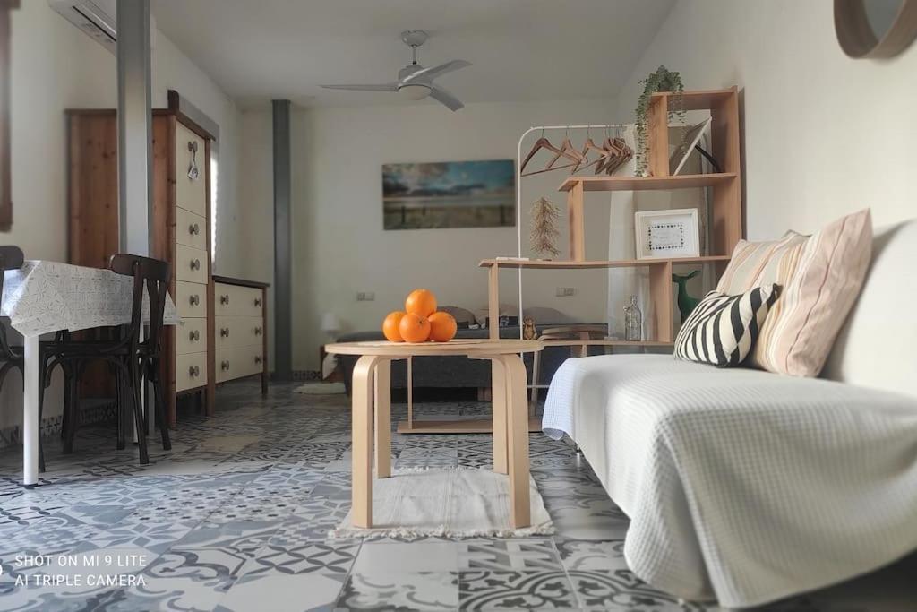 Precioso Con A/a En Ruzafa Con Terracita Privada Y Acceso A Un Jardin, 2-3 Personas Appartamento